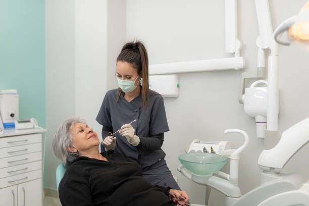 Best Emergency Tooth Extraction in Lake Kiowa, TX